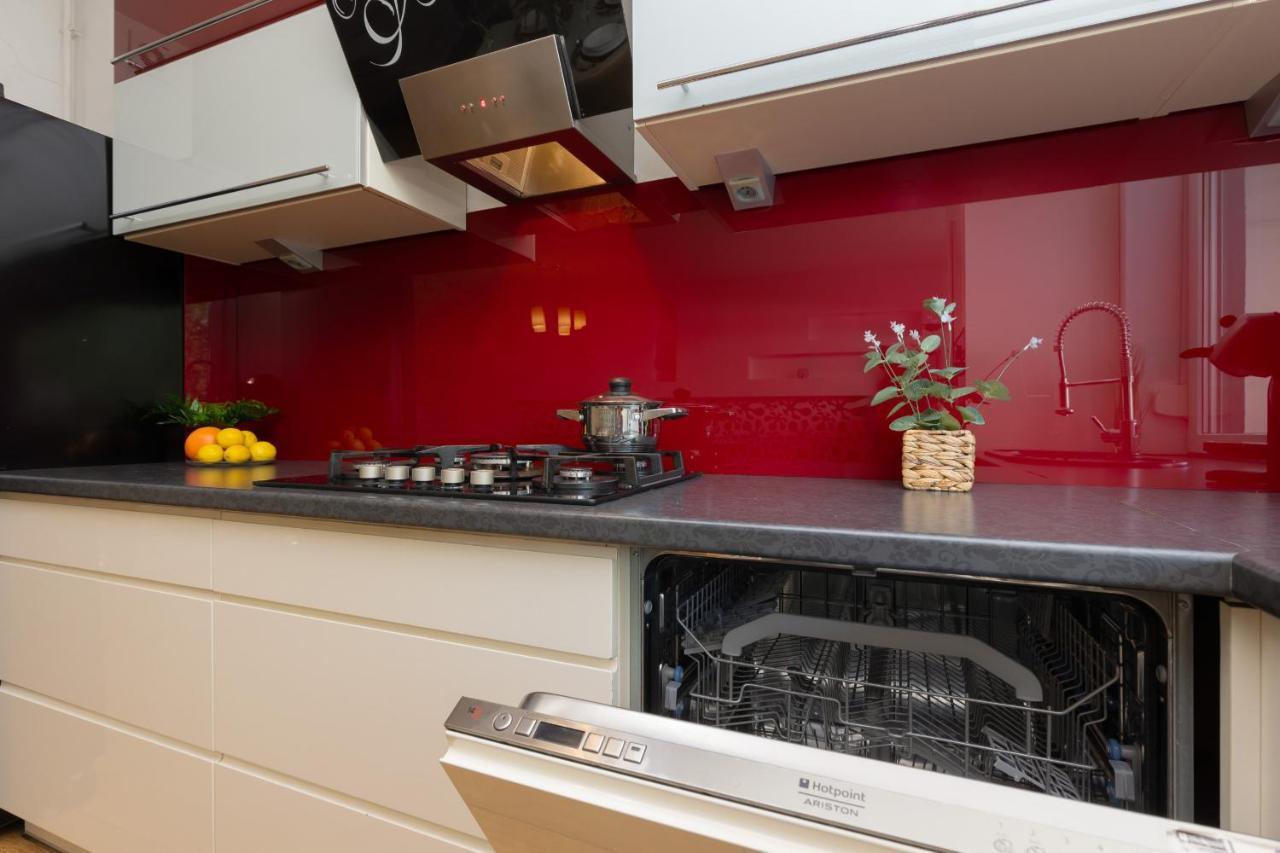 Metro Targowek Spacious Apartment With Parking By Noclegi Renters Warsaw Exterior photo